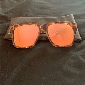 Quay On the Prowl Sunglasses